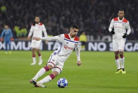 导致了一场 导致了一场